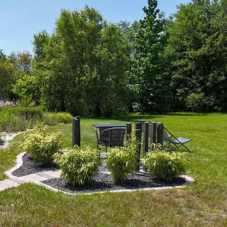 L'escale Sud Gironde - Sejour En Amoureux Avec Jacuzzi Privatif - Piscine - Massage Traiteur & Brunch Possibles *