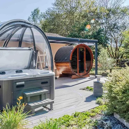 L'escale Sud Gironde - En Amoureux Avec Jacuzzi Privatif - Piscine - Massage Traiteur&brunch Possibles Appartamento *