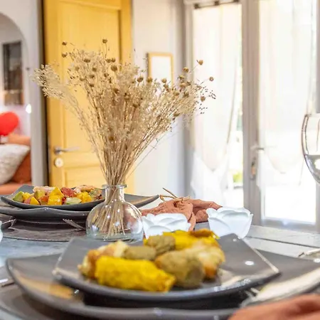 L'escale Sud Gironde - En Amoureux Avec Jacuzzi Privatif - Piscine - Massage Traiteur&brunch Possibles Pompejac