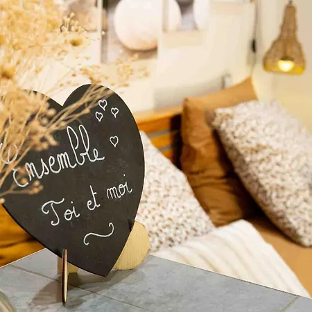 L'escale Sud Gironde - En Amoureux Avec Jacuzzi Privatif - Piscine - Massage Traiteur&brunch Possibles Appartamento Pompejac