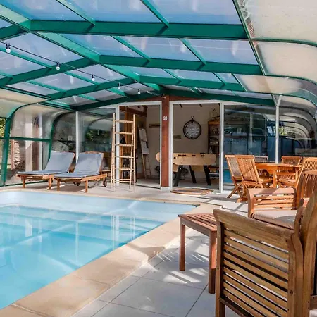 L'escale Sud Gironde - En Amoureux Avec Jacuzzi Privatif - Piscine - Massage Traiteur&brunch Possibles Pompejac