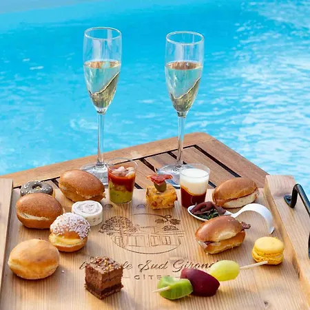 L'escale Sud Gironde - En Amoureux Avec Jacuzzi Privatif - Piscine - Massage Traiteur&brunch Possibles Appartamento